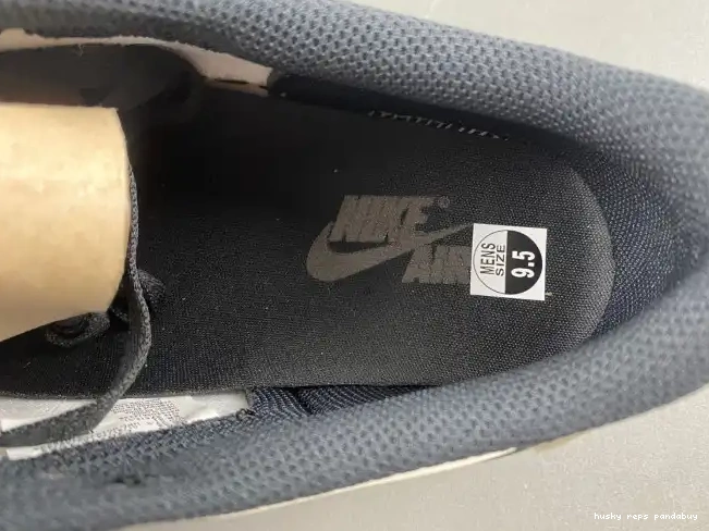 Rep Husky Jordan OG Air Low Mocha 1 CZ0790-102 0409